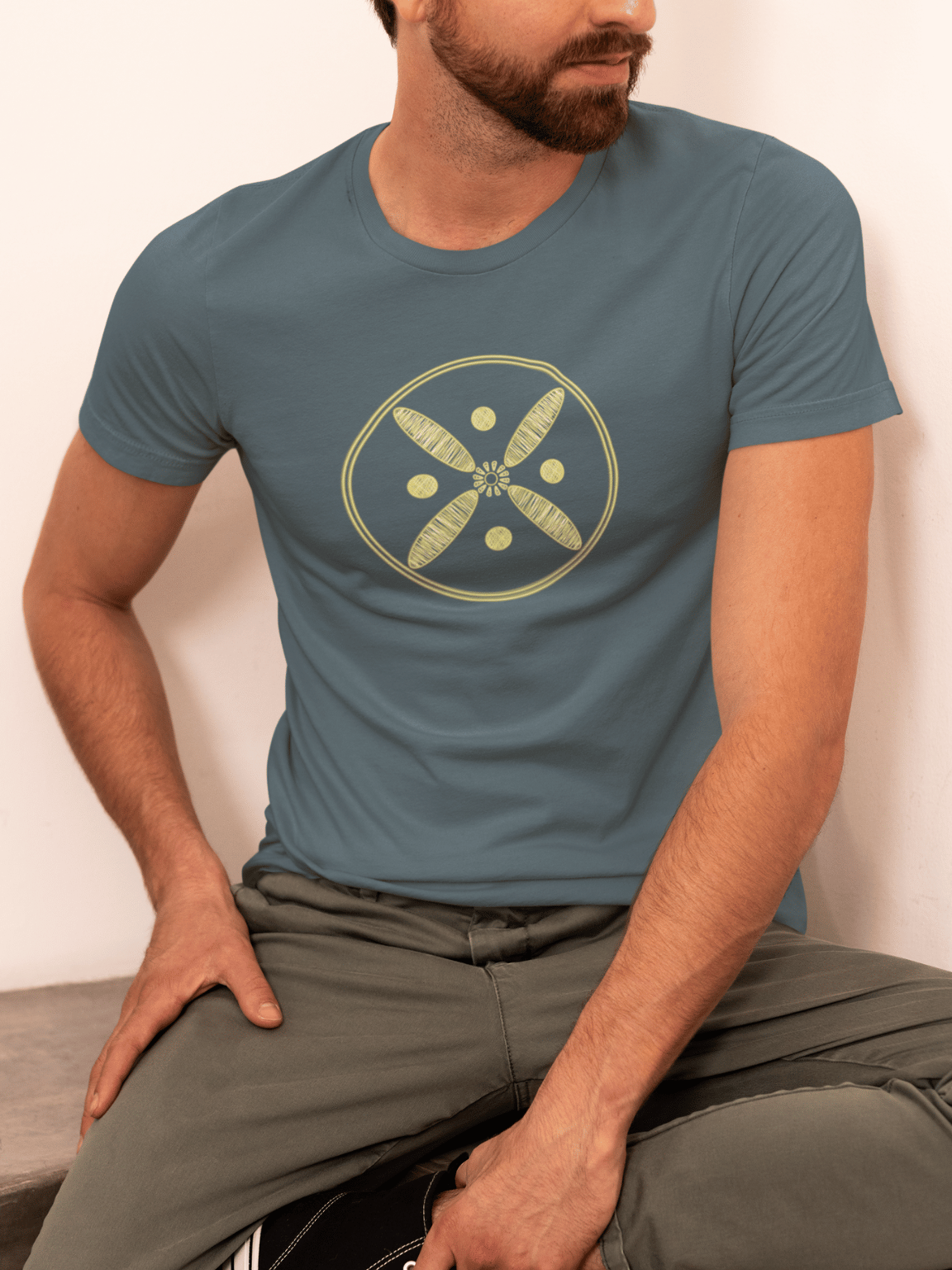 Derafsh Kaviani t shirt with legendary sasanian banner design
